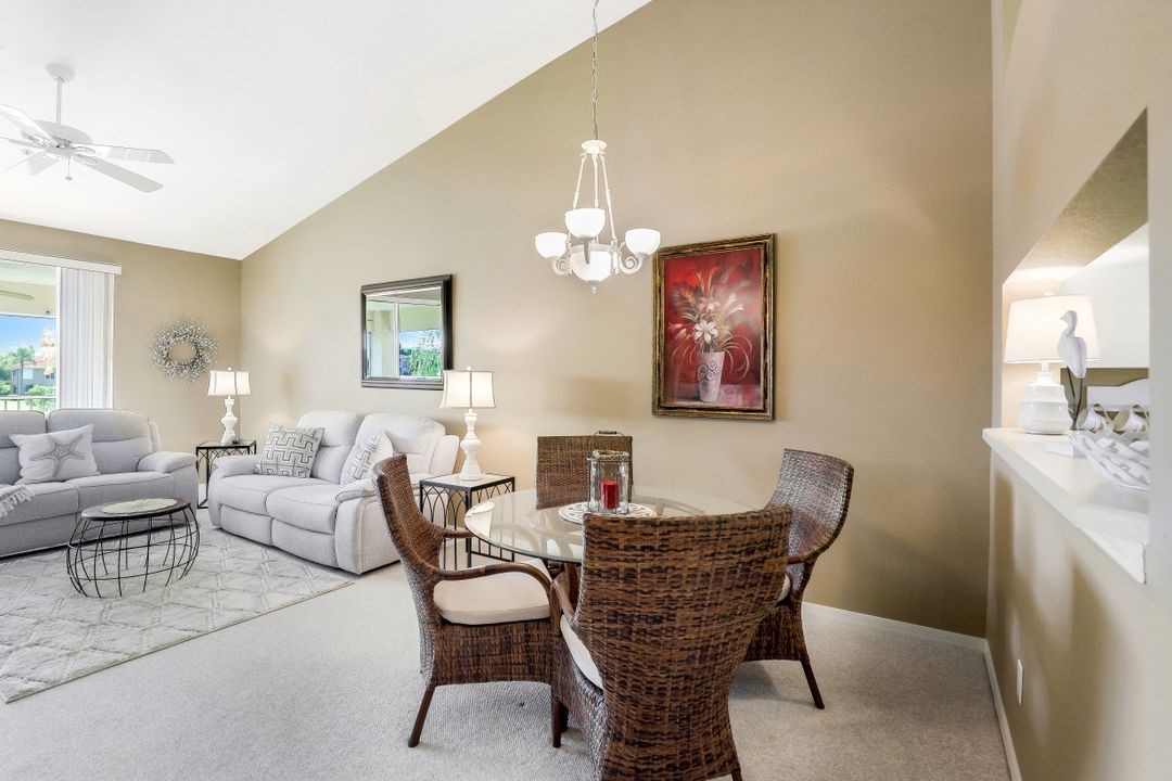 6650 Huntington Lakes Cir #203, Naples, FL 34119