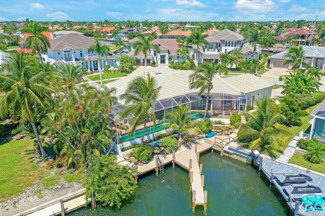 690 Pelican Ct, Marco Island, FL 34145