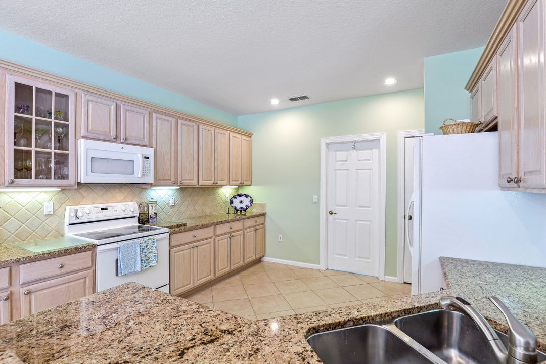 23144 Tree Crest Ct, Bonita Springs, FL 34135
