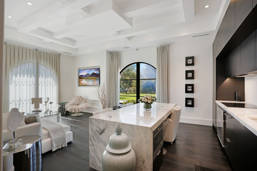 705 Myrtle Rd, Naples, FL 34108