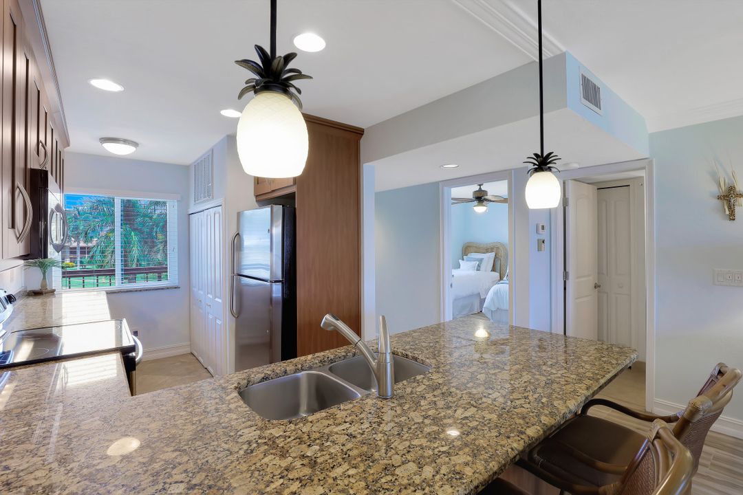 750 W Elkcam Cir #316, Marco Island, FL 34145