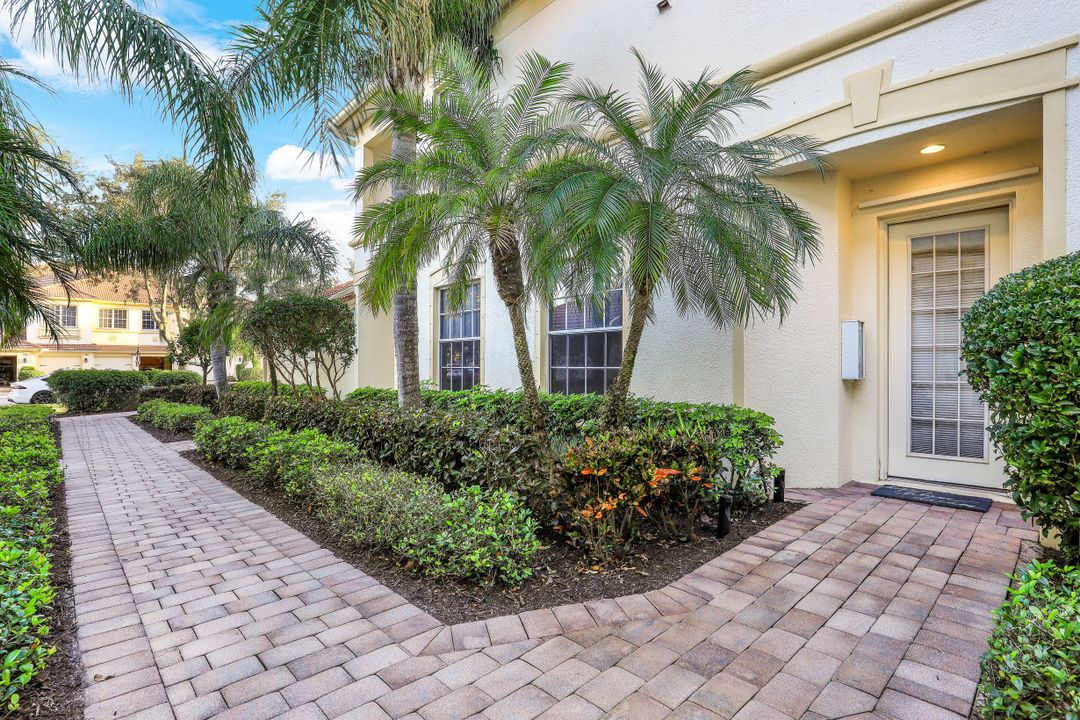 26431 Lucky Stone Rd  #102, Bonita Springs, FL 34135