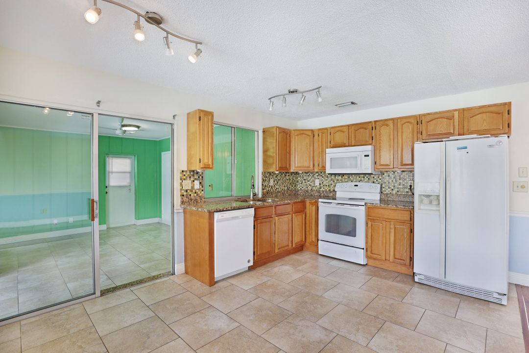 1409 SE 21st Terrace, Cape Coral, FL 33990