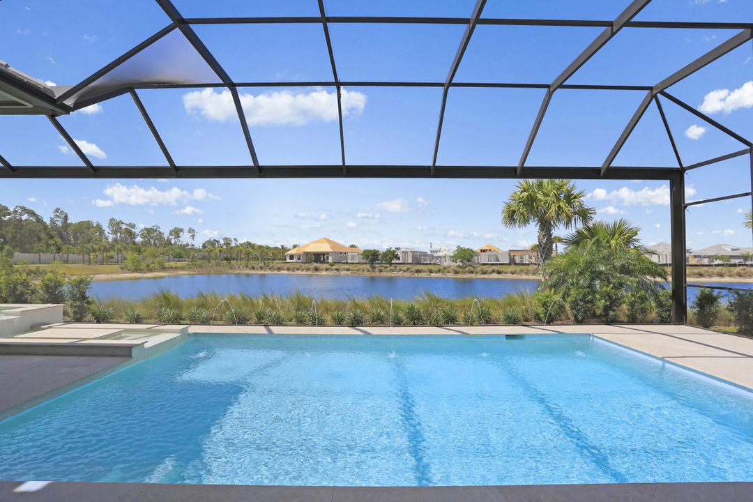 6035 Plana Cays Dr, Naples, FL 34113