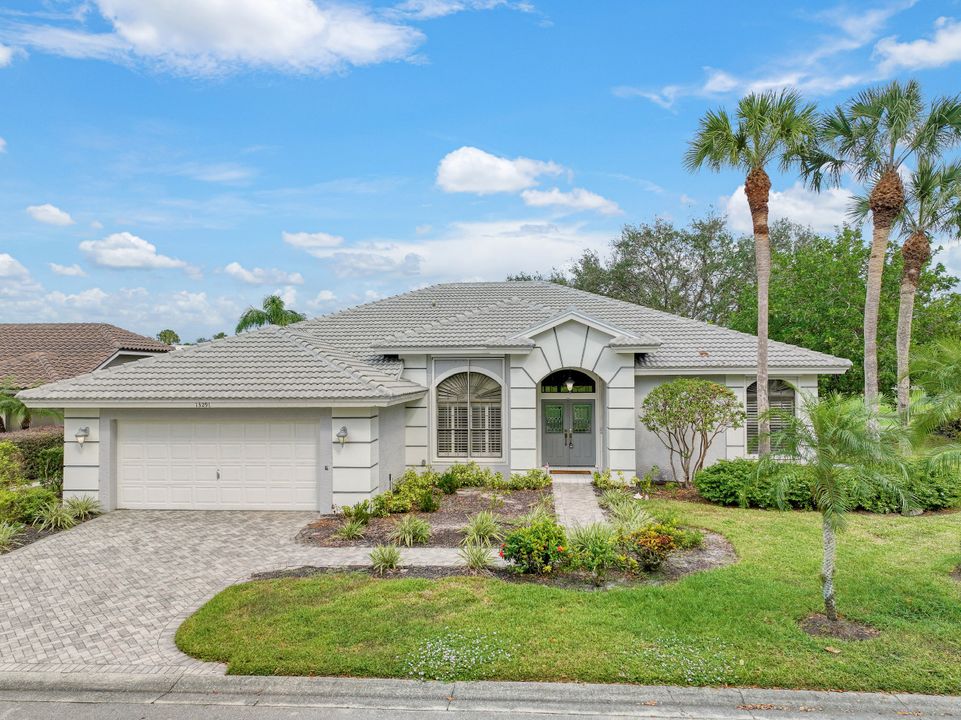 13291 Bridgeford Ave, Bonita Springs, FL 34135