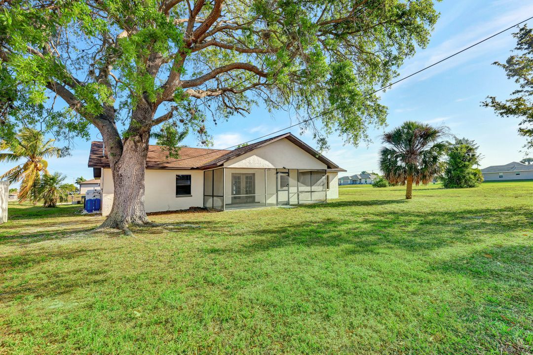 2222 NW 2nd St, Cape Coral, FL 33993