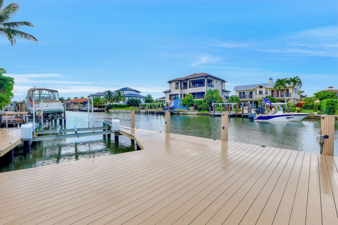 206 Flamingo Ave, Naples, FL 34108