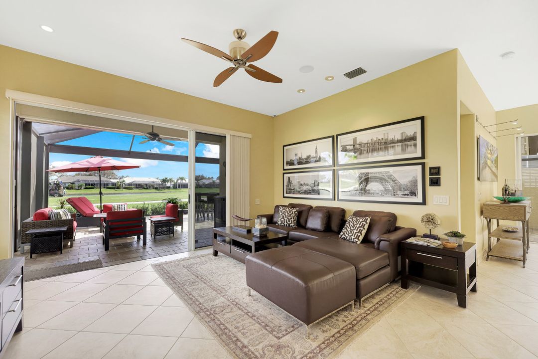 13461 Bridgeford Ave, Bonita Springs, FL 34135