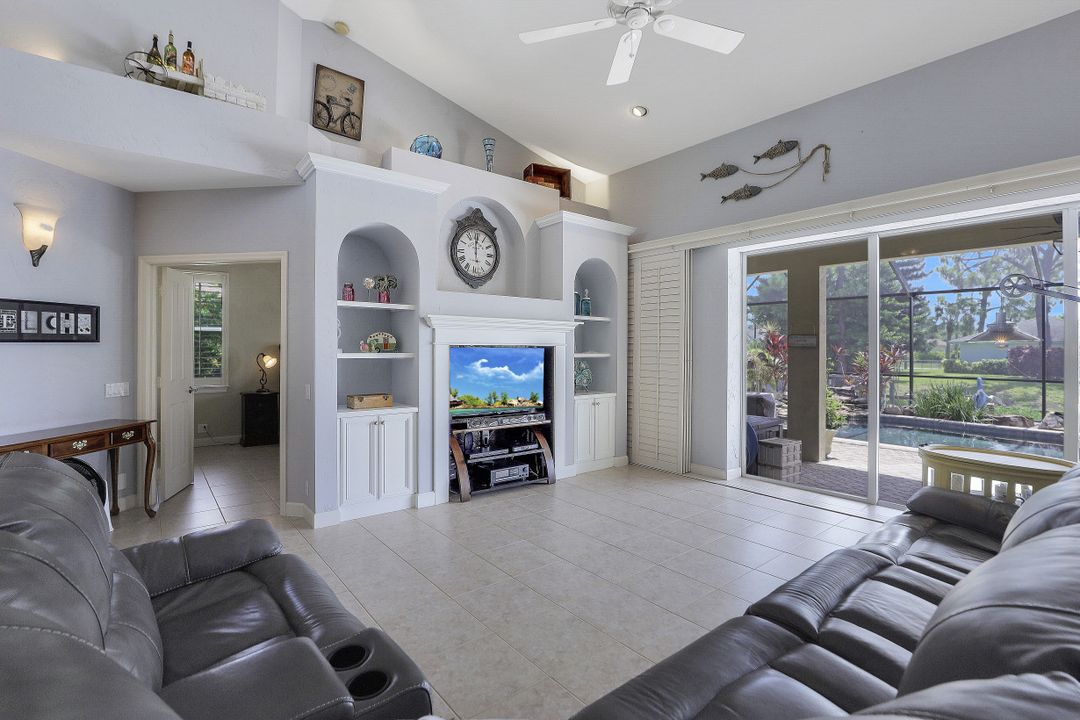 27031 Homewood Dr, Bonita Springs, FL 34135