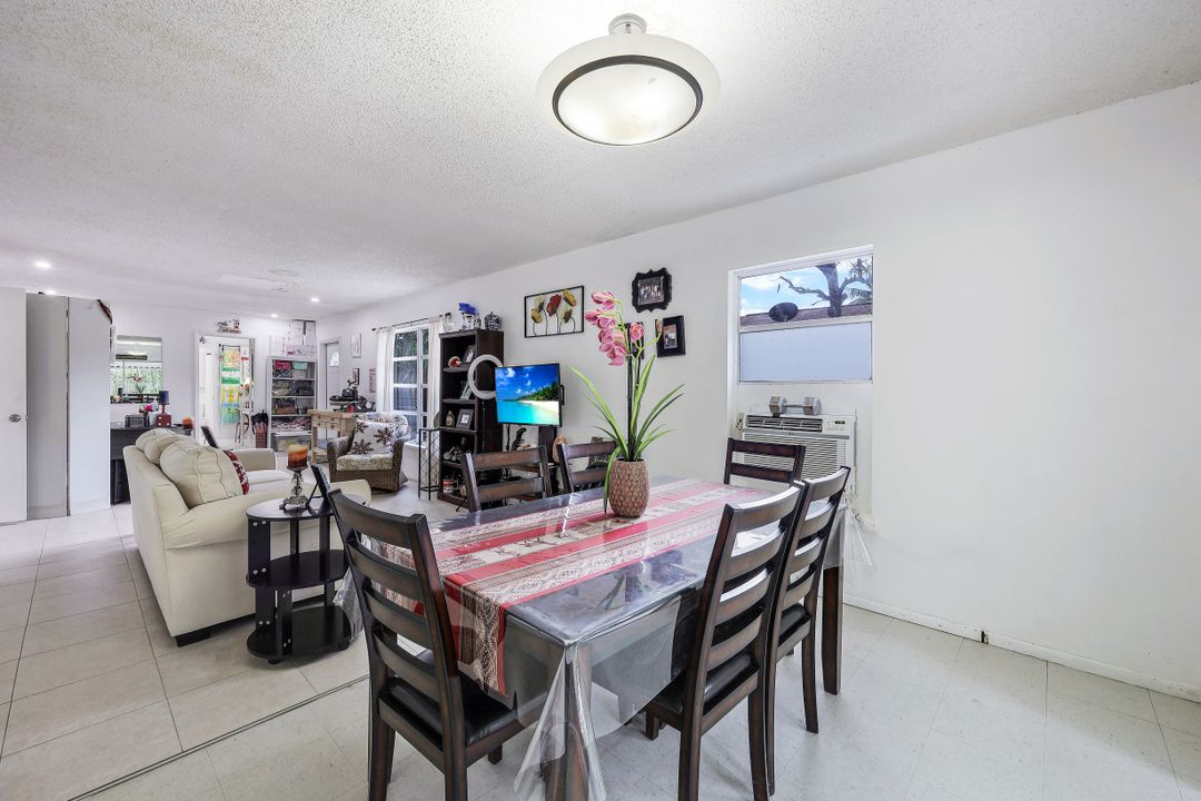 3400 Canal St, Naples, FL 34112