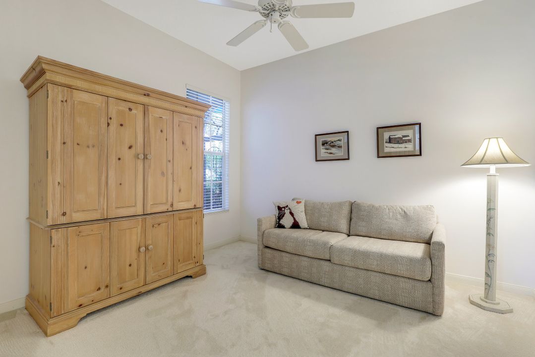 4409 Novato Ct, Naples, FL 34109