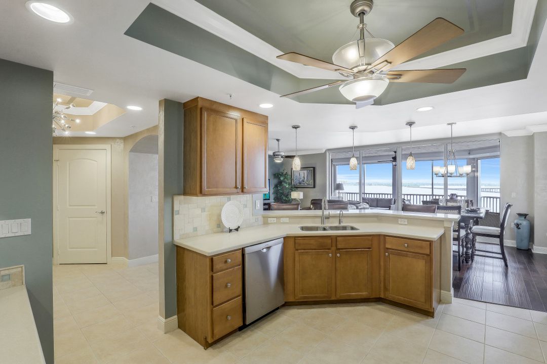 2090 W First St #808, Fort Myers, FL 33901