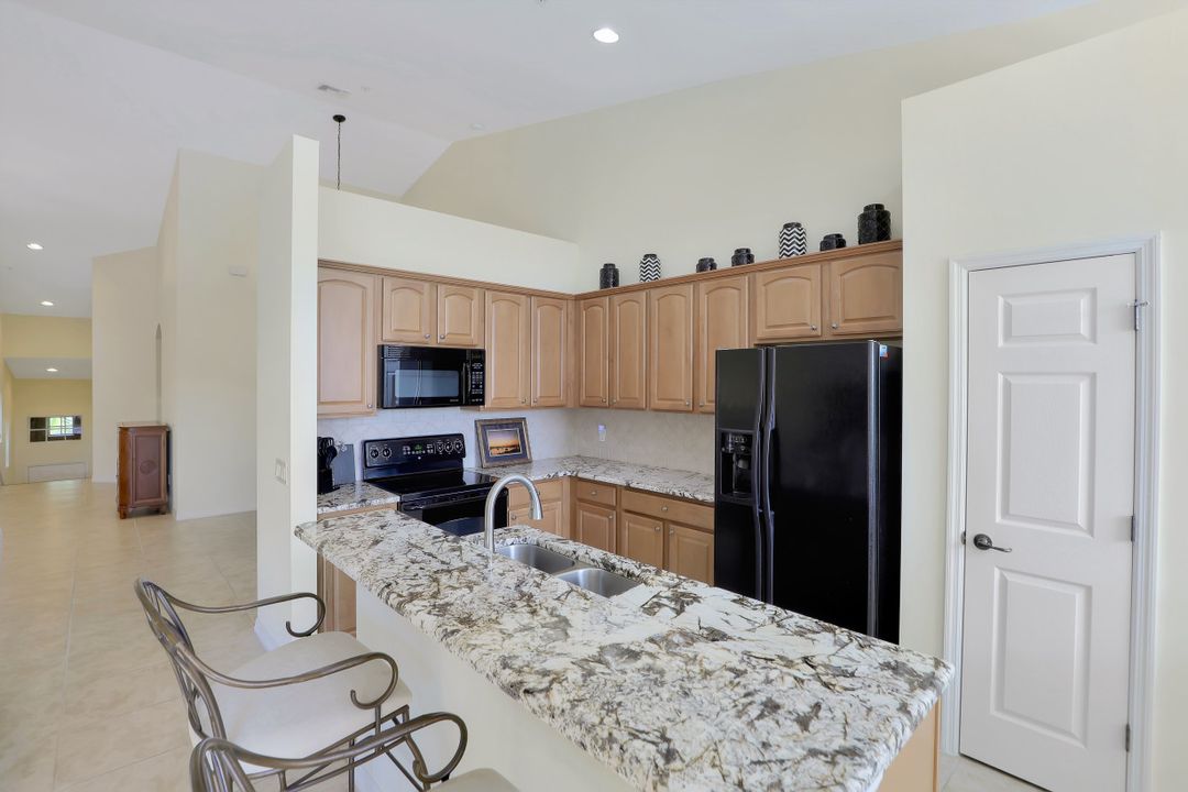 28109 Mandolin Ct #322, Bonita Springs, FL 34135