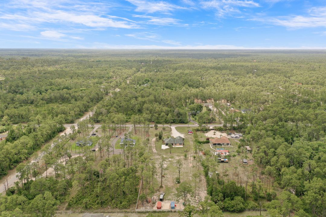 1462 Everglades Blvd N, Naples, FL 34120