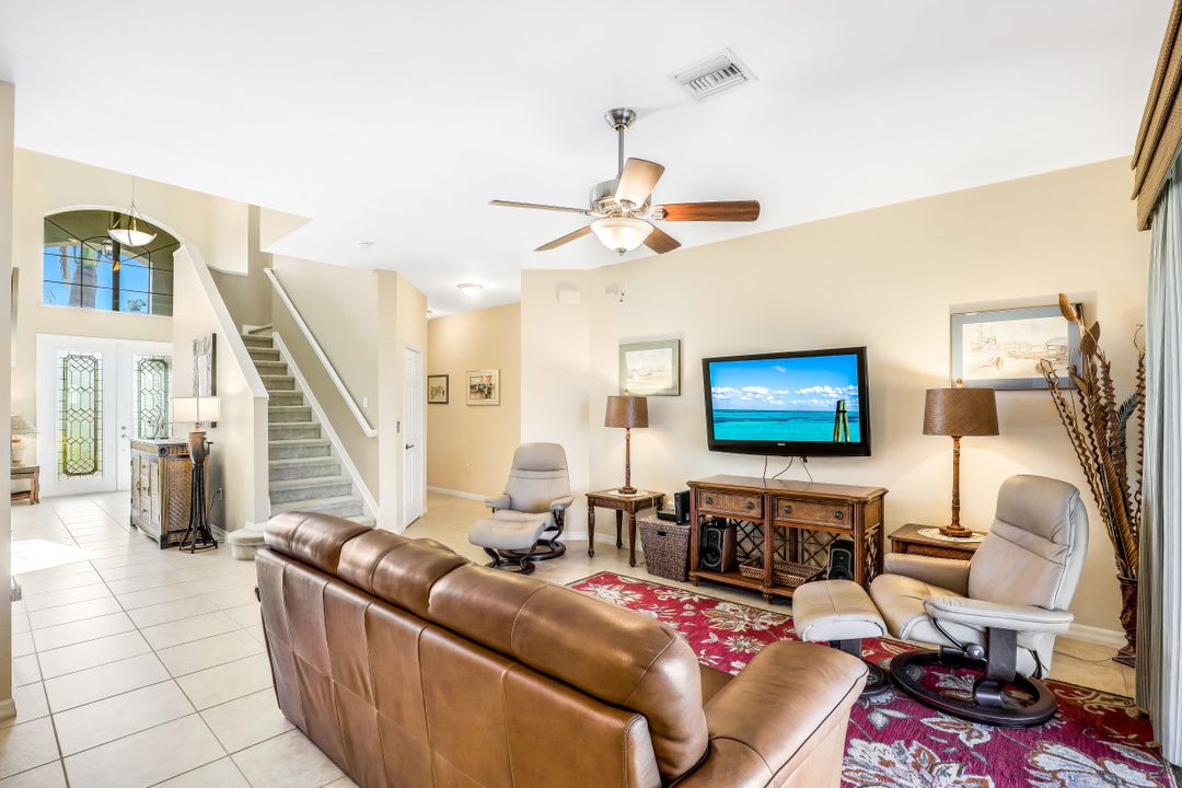 8609 Sumner Ave, Fort Myers, FL 33908