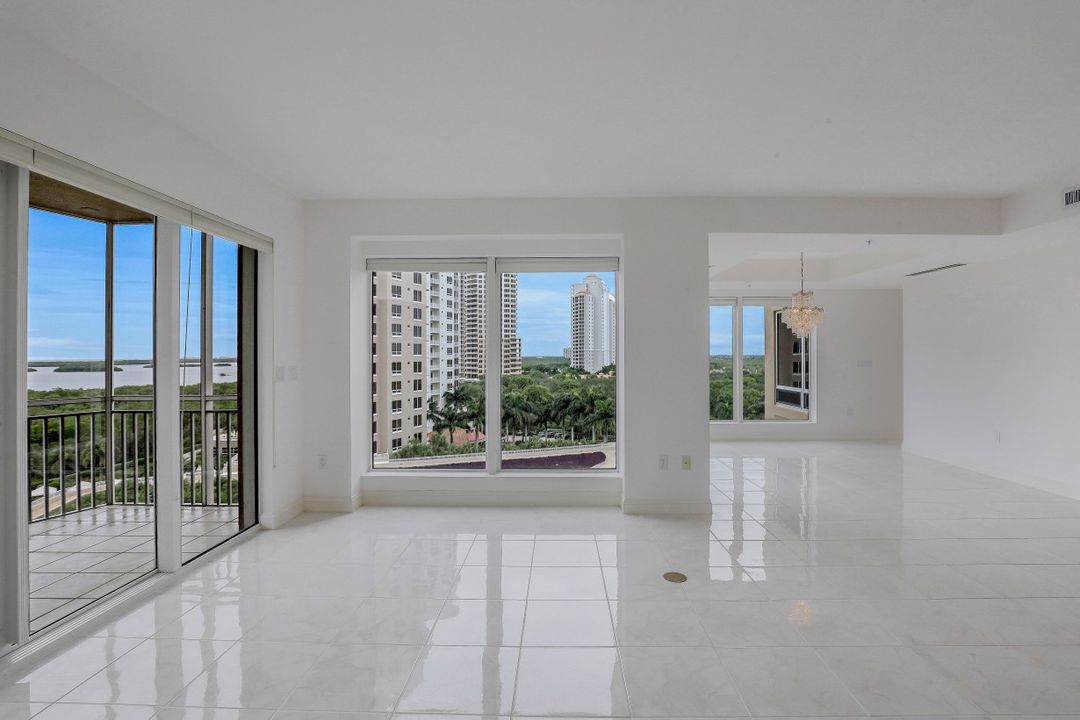 4801 Bonita Bay Blvd #804, Bonita Springs, FL 34134