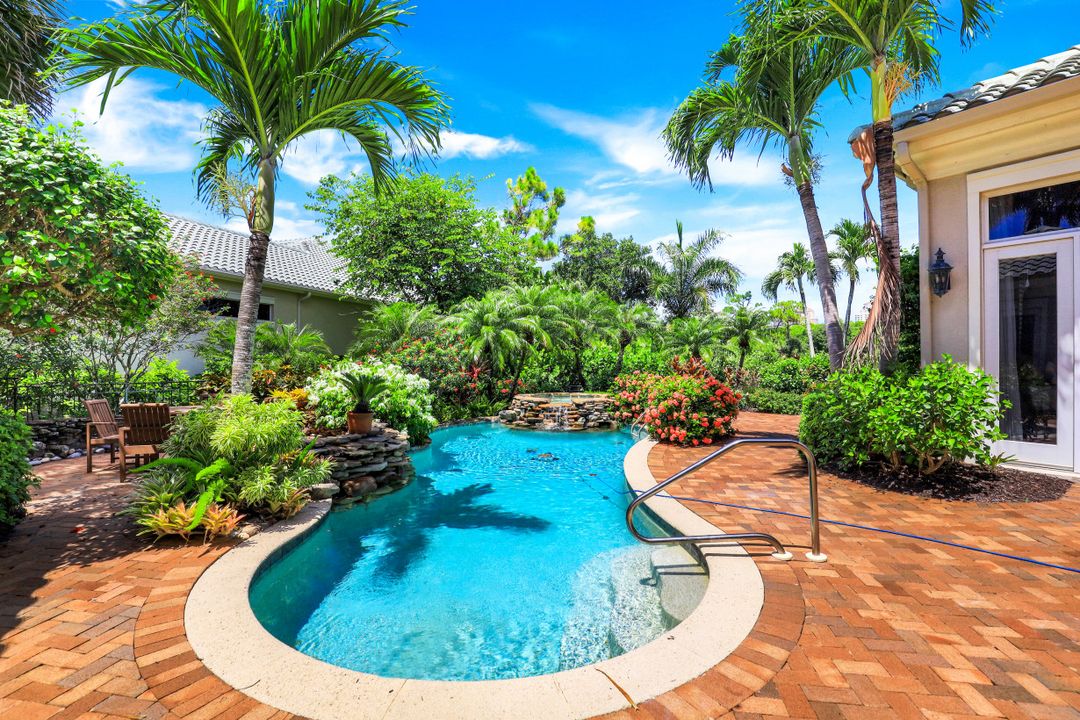 26384 Augusta Creek Ct, Bonita Springs, FL 34134