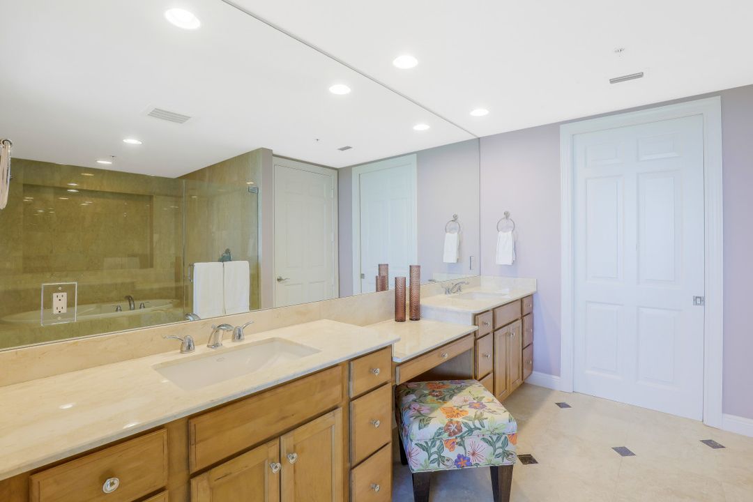 275 Indies Way #1501, Naples, FL 34110