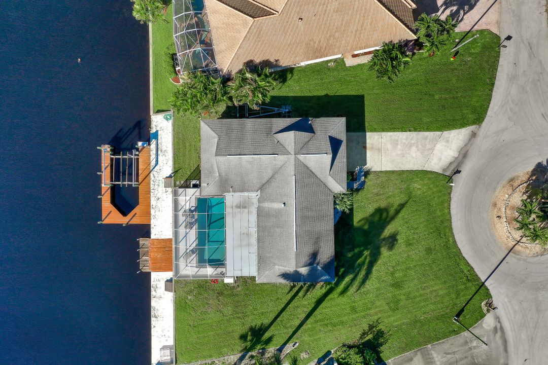 5386 Del Monte Ct, Cape Coral, FL 33904