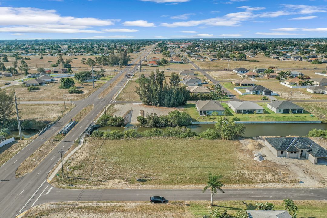 1507 SW 1st Terrace, Cape Coral, FL 33991