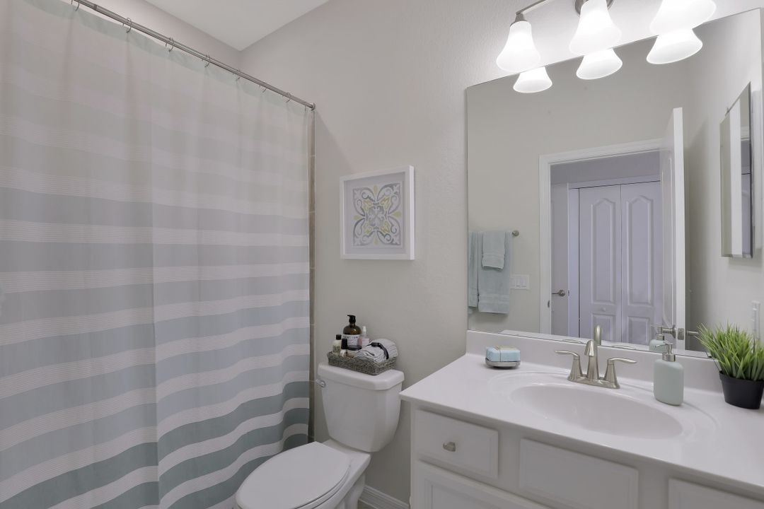 4580 Tamarind Way, Naples, FL 34119