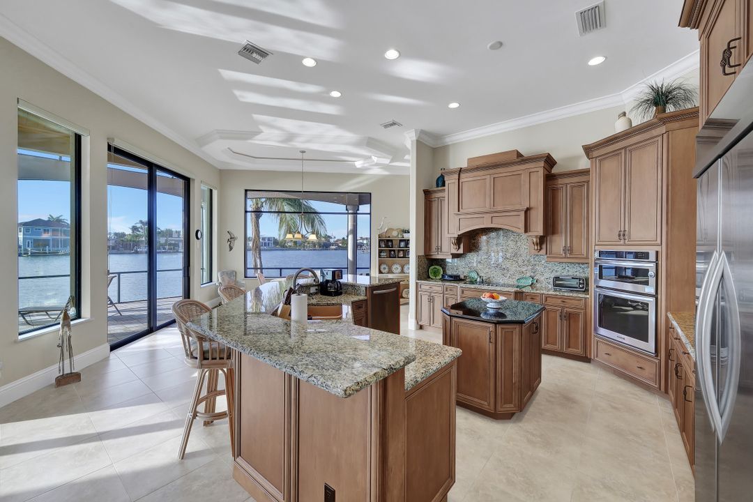 1415 Firwood Ct, Marco Island, FL 34145