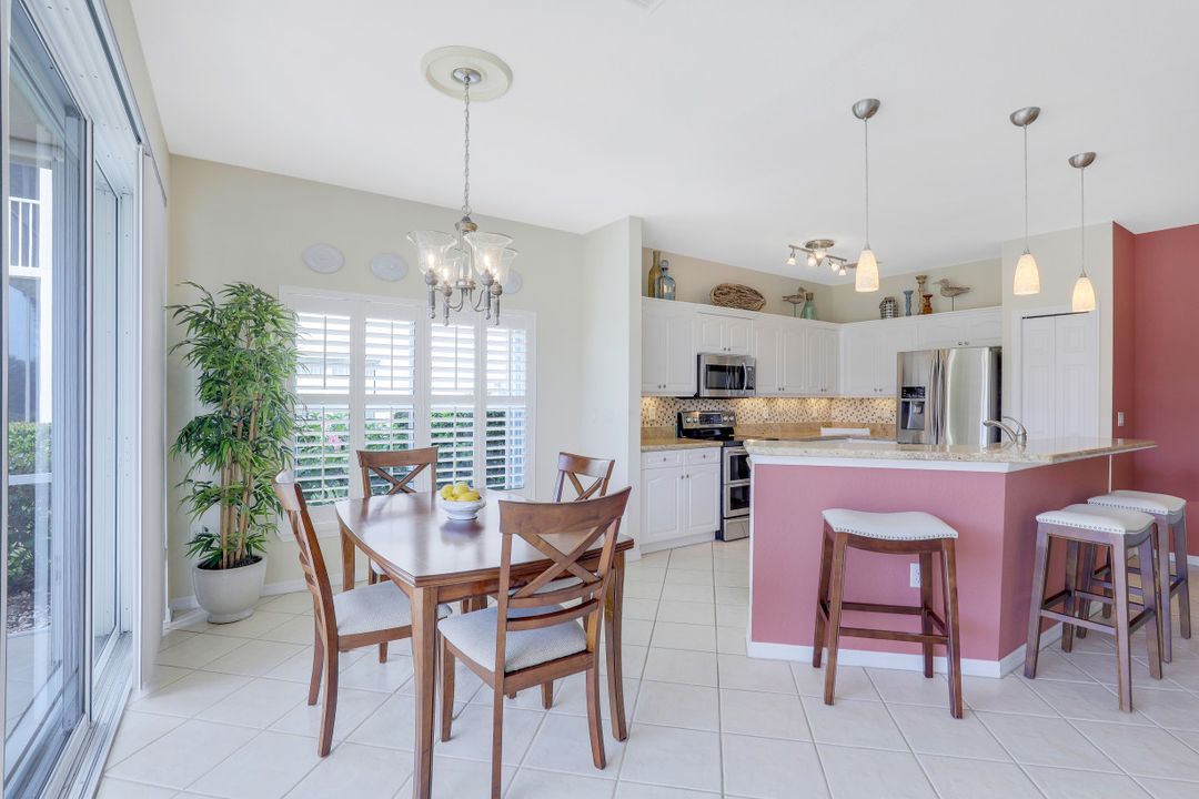 5230 Birmingham Dr #102, Naples, FL 34110