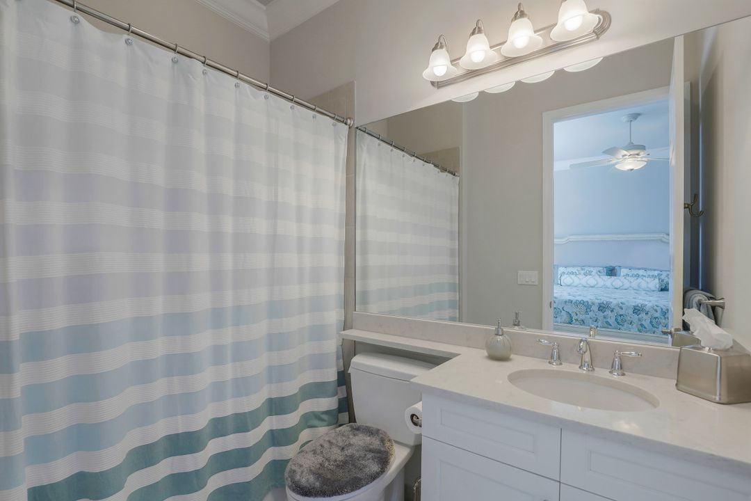 2748 Crystal Way, Naples, FL 34119