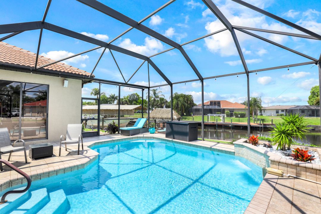 2511 SE 19th Ave, Cape Coral, FL 33904