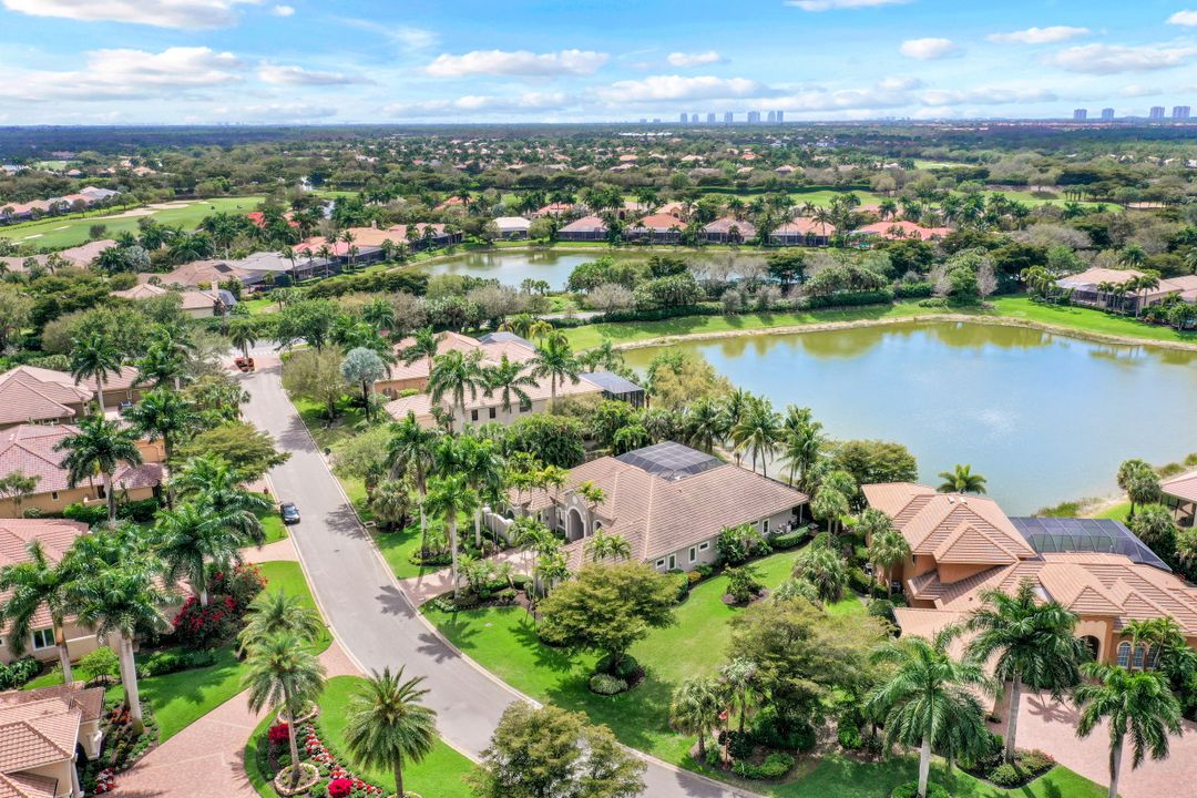 22240 Wood Run Ct, Bonita Springs, FL 34135