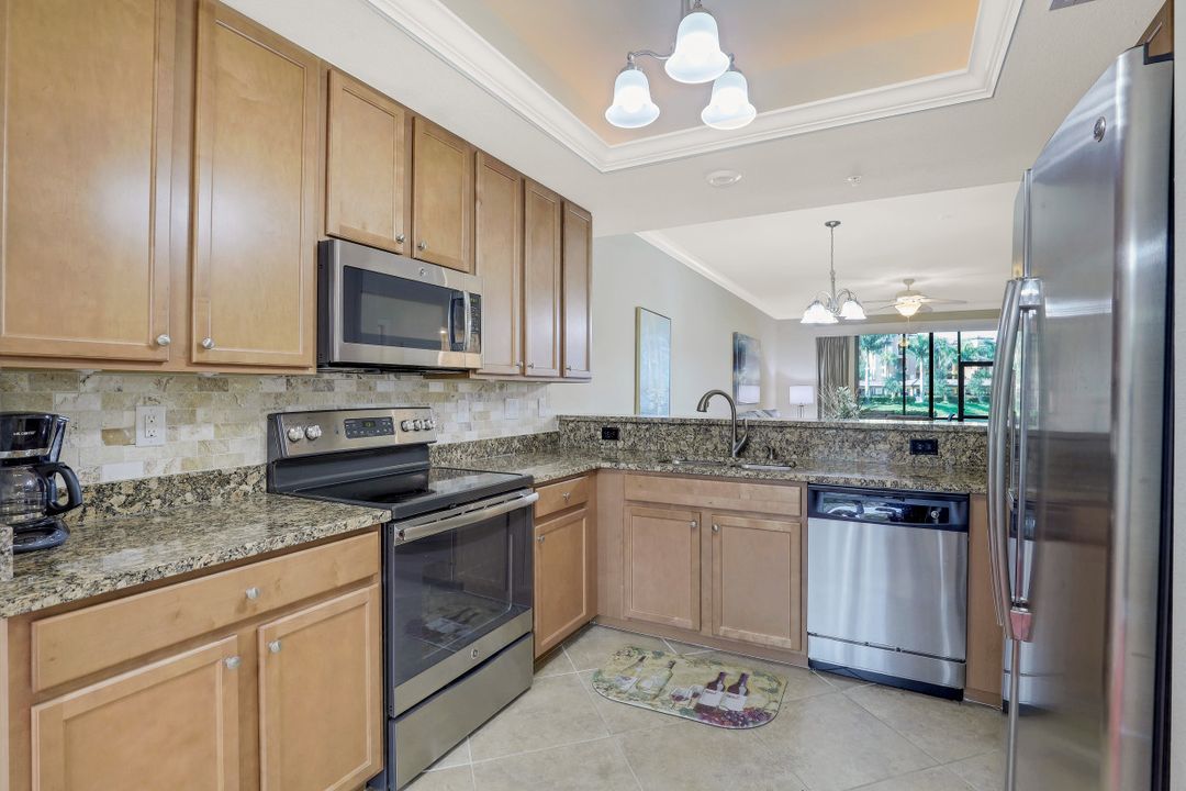 9528 Avellino Way #2515, Naples, FL 34113