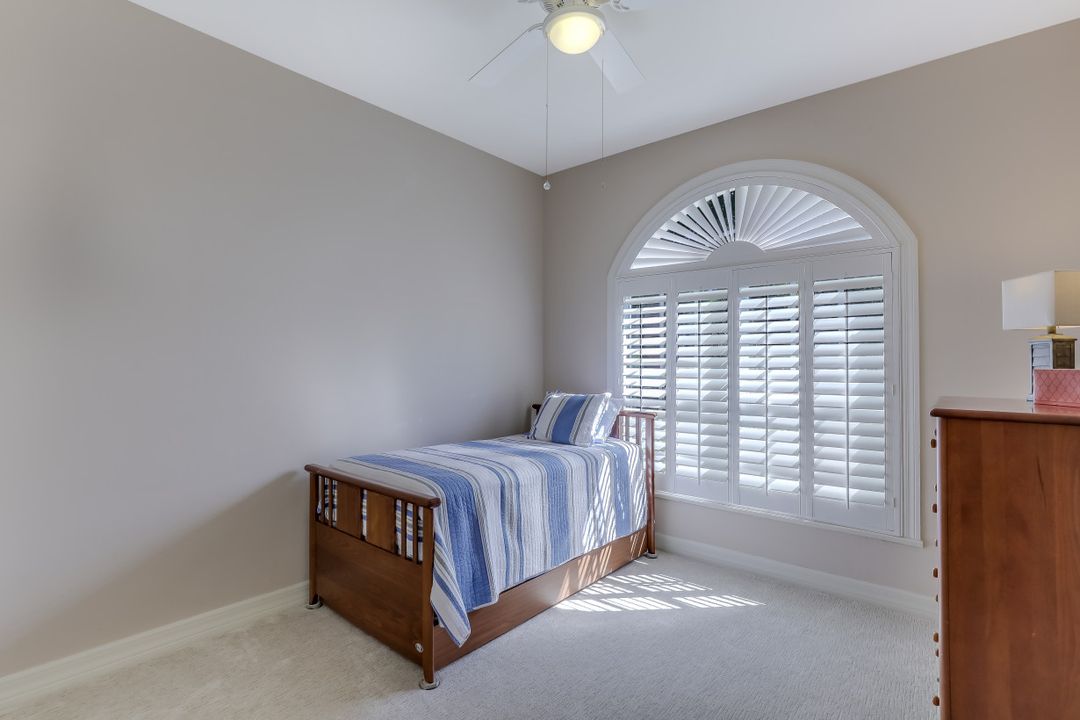 24761 Goldcrest Dr, Bonita Springs, FL 34134