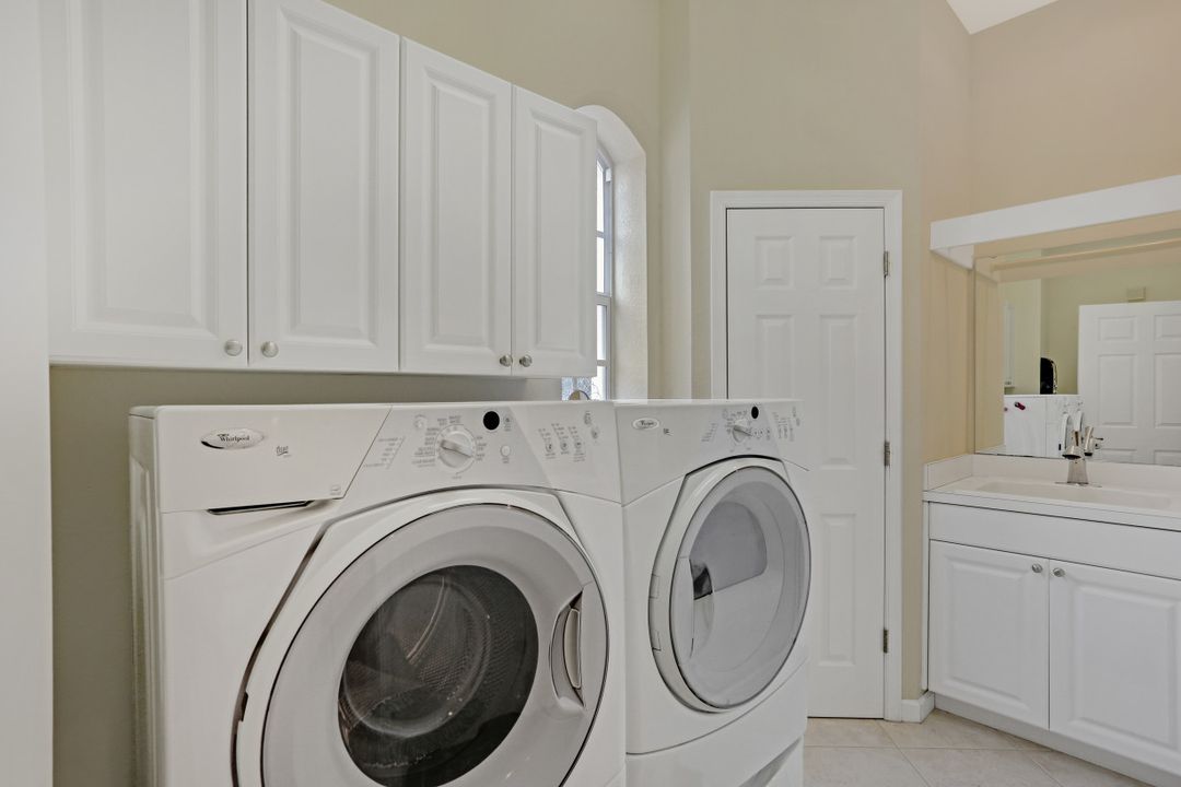 10115 Valiant Ct #202, Miromar Lakes, FL 33913