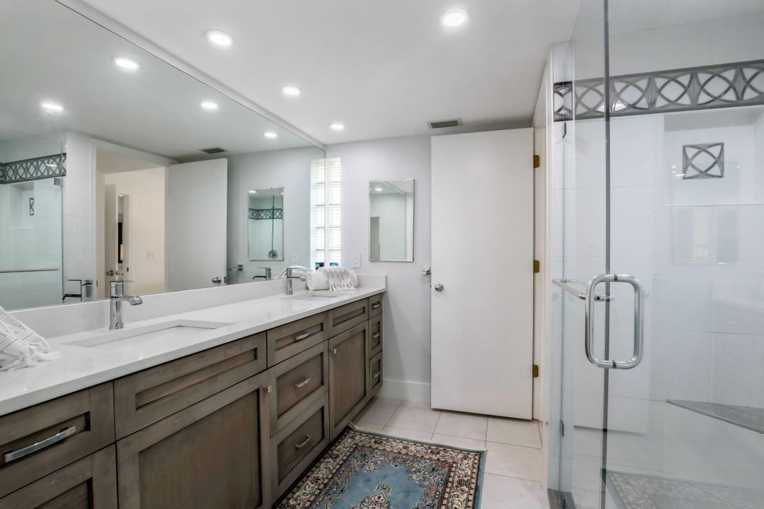 16957 Villas Square, Fort Myers, FL 33908