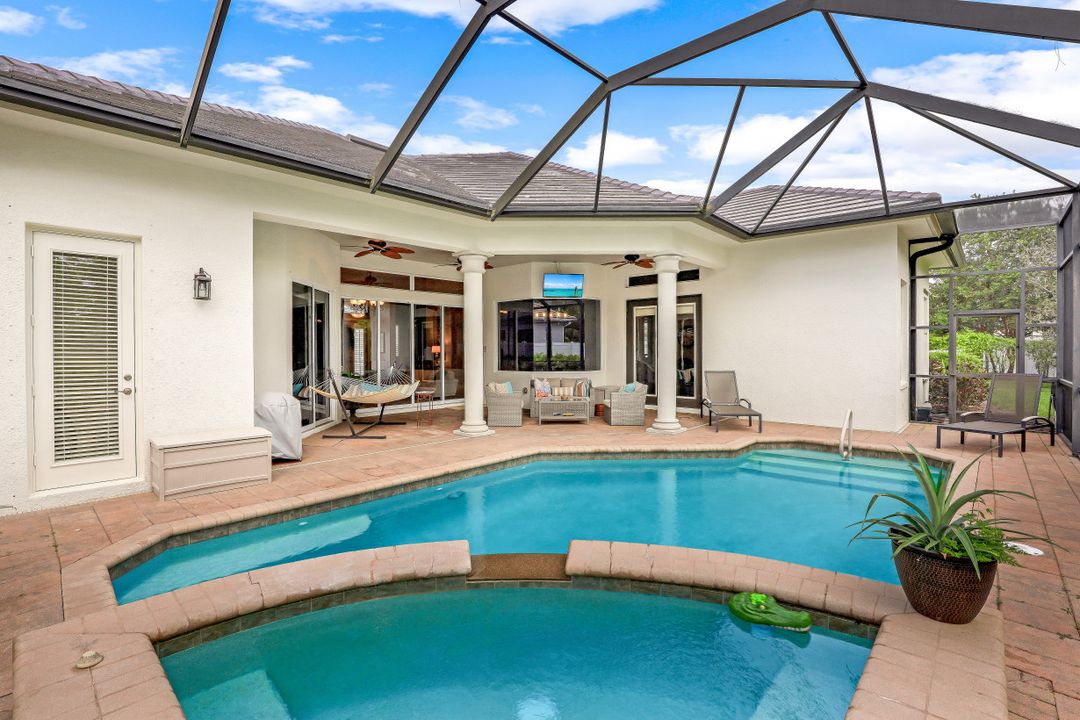 14830 Tybee Island Dr, Naples, FL 34119