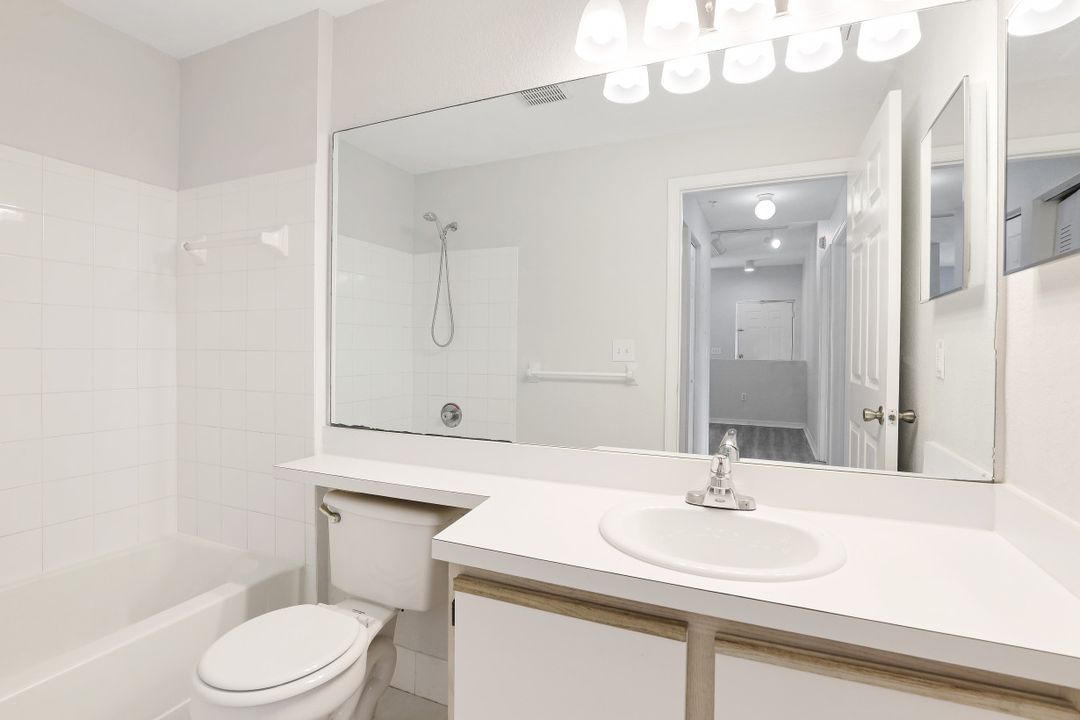 6490 Aragon Way #108, Fort Myers, FL 33966