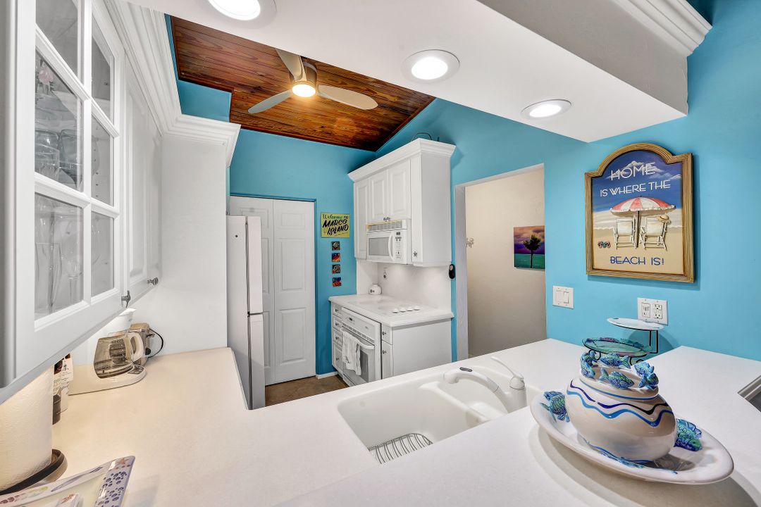 39 N Collier Blvd #207, Marco Island, FL 34145