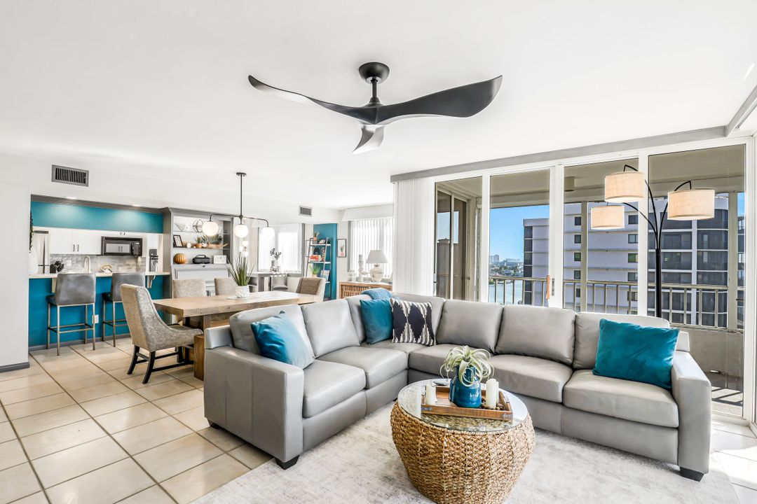 11116 Gulf Shore Dr #904, Naples, FL 34108