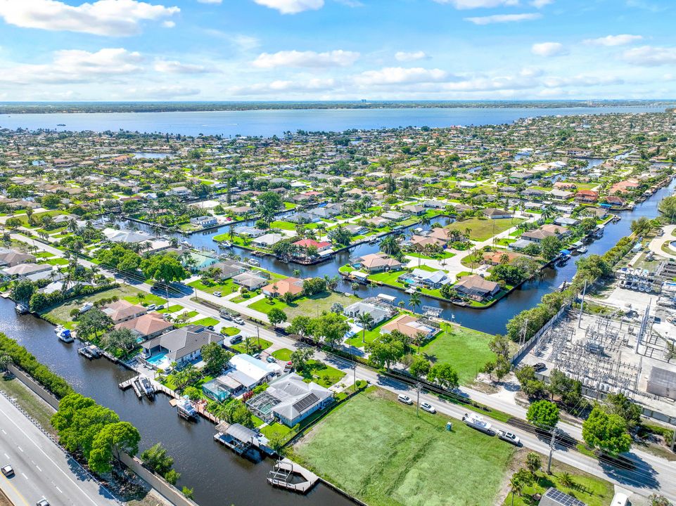 1847 Everest Pkwy, Cape Coral, FL 33904