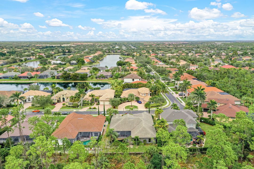 14690 Beaufort Cir, Naples, FL 34119