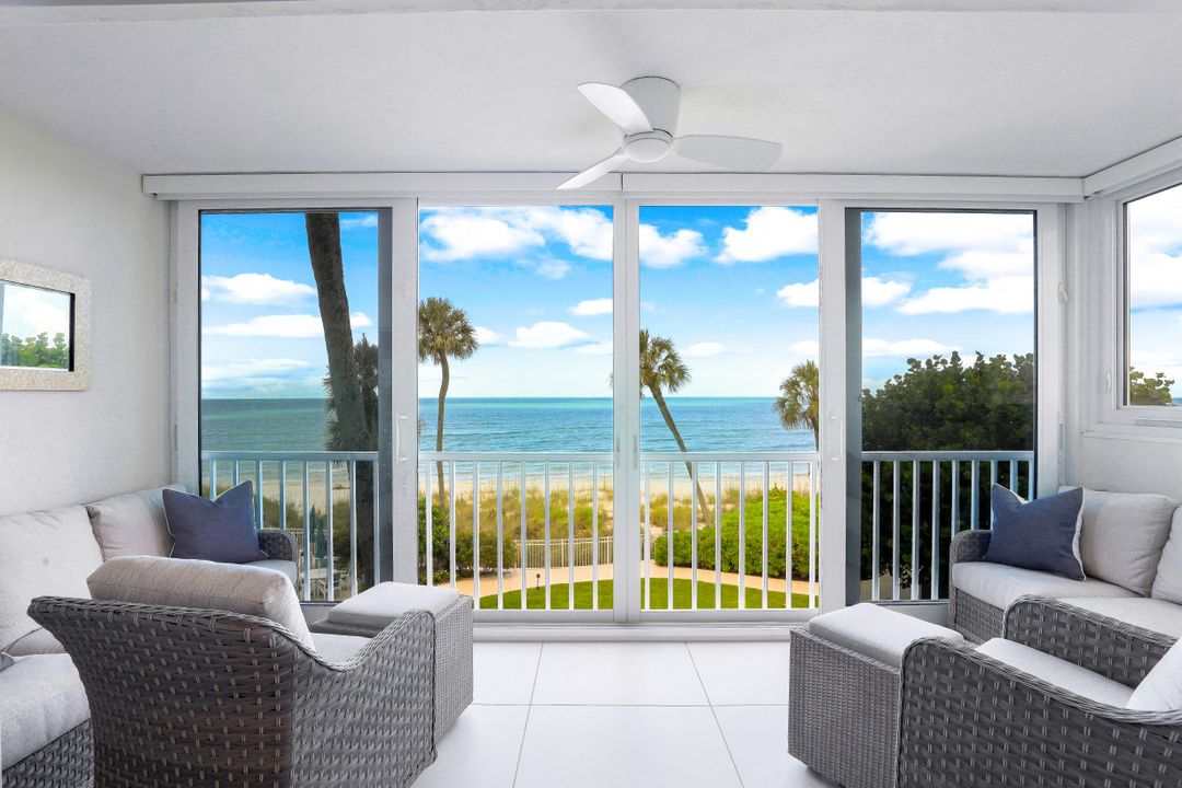 2885 Gulf Shore Blvd N #201, Naples, FL 34103