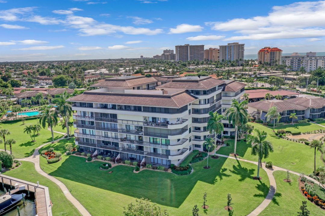 651 Seaview Ct #B-508, Marco Island, FL 34145