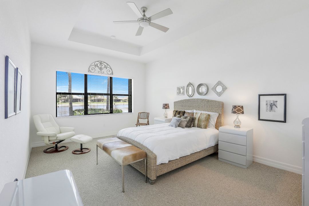 2797 Cinnamon Bay Cir, Naples, FL 34119