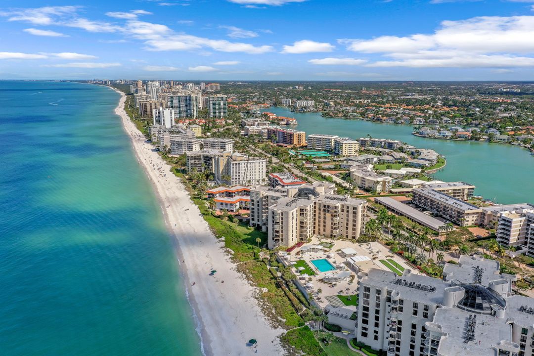 3215 Gulf Shore Blvd N #205, Naples, FL 34103