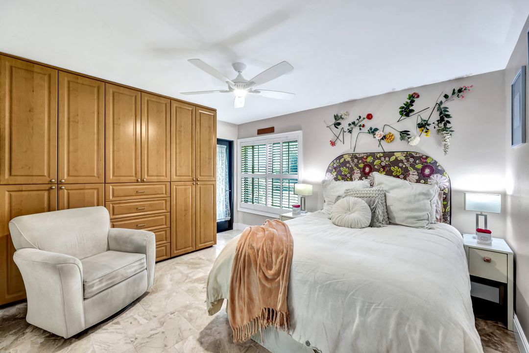 6710 Pelican Bay Blvd #435, Naples, FL 34108