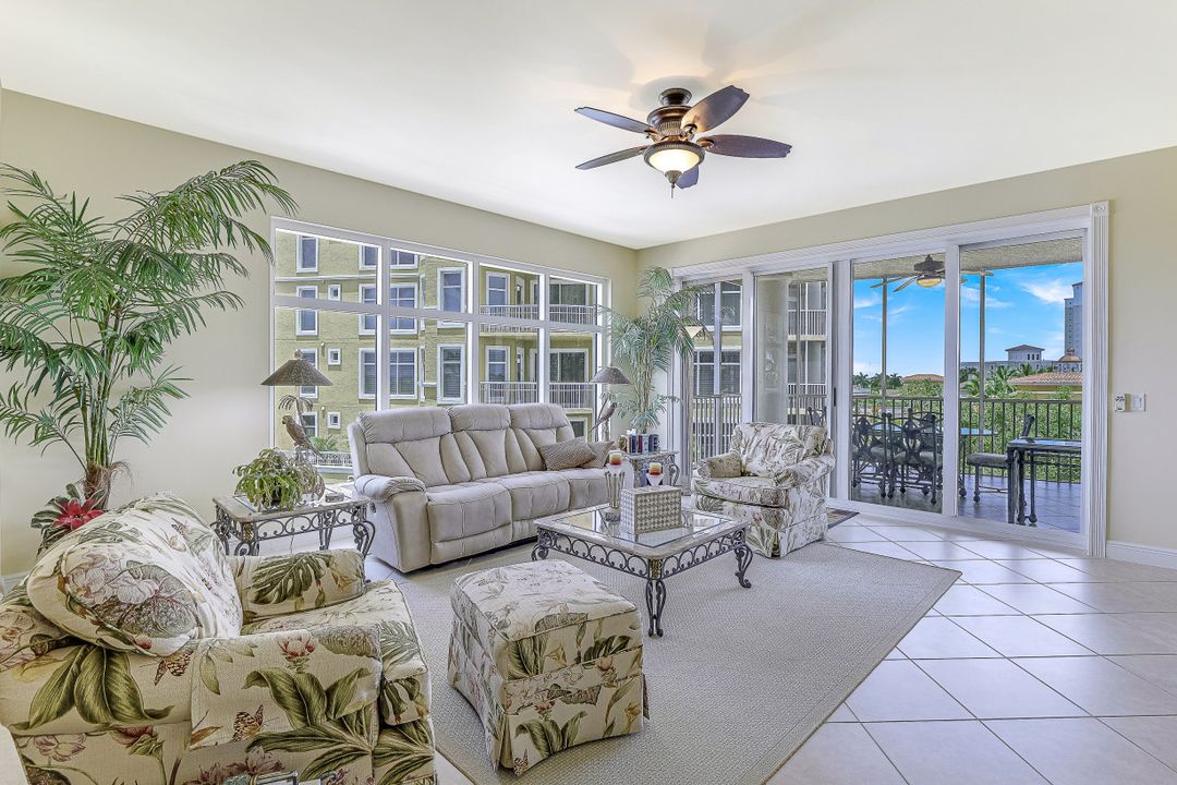 6081 Silver King Blvd #201, Cape Coral, FL 33914