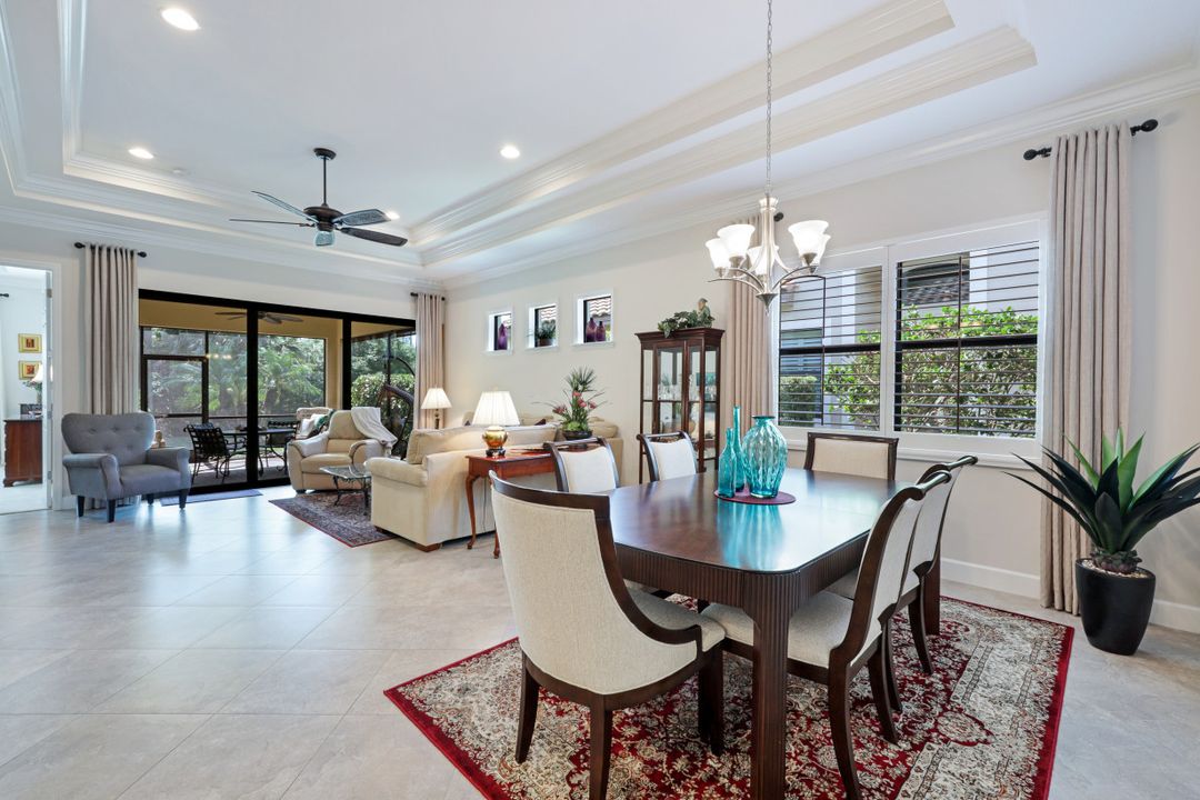9129 Isla Bella Cir, Bonita Springs, FL 34135