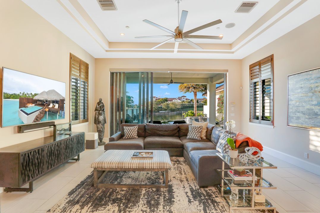 16428 Talis Park Dr, Naples, FL 34110