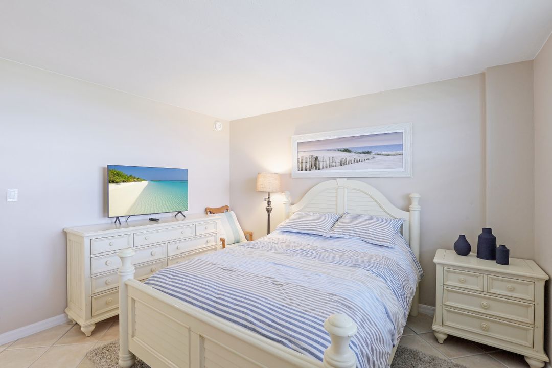 440 Seaview Ct #905, Marco Island, FL 34145