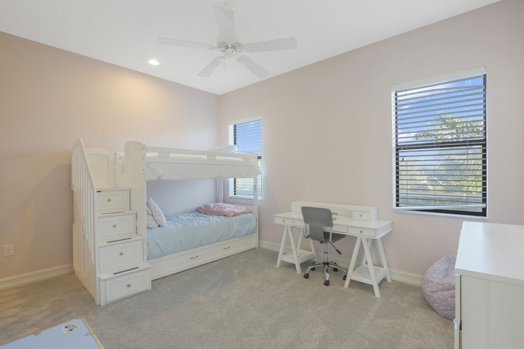 15907 Secoya Reserve Cir, Naples, FL 34110